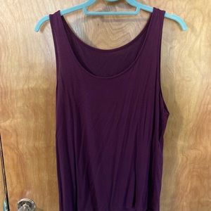 Burgundy L tank top excellent condition